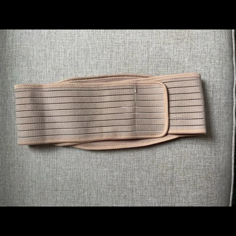 Woman’s adjustable pregnancy support belt, one size